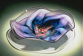 Shawn E. Messenger 
American, born 1954; lives Toledo 
Flora Bowl , 1998 
Blown glass, color powder and frit application 
6 x 17 x 19 
Courtesy of the artist 